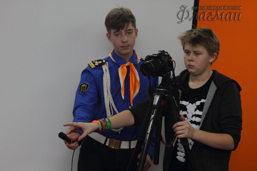 Денис Матушкин, Саша Вахмянин